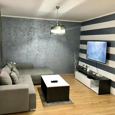 Apartment Aki *